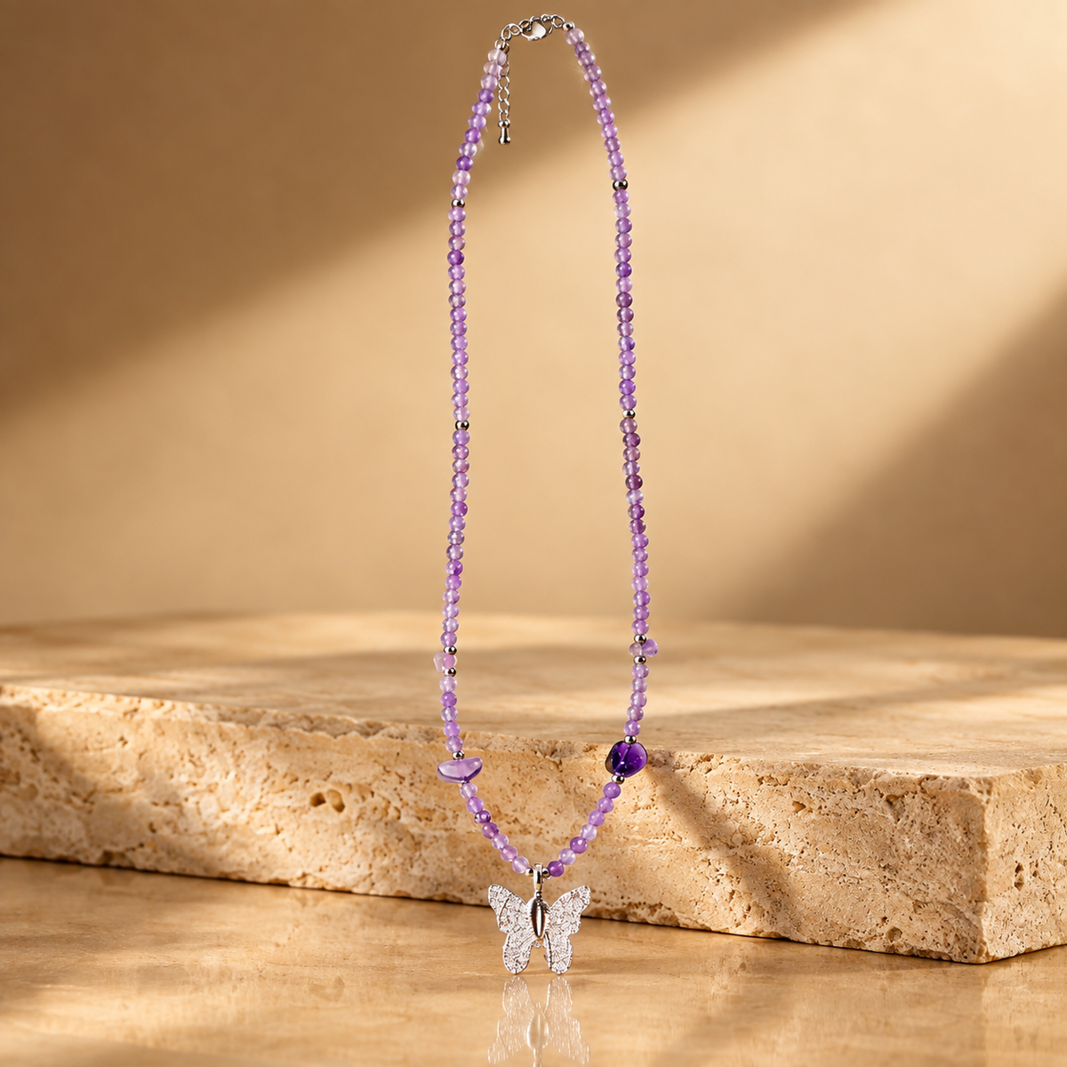 Collier d’améthyste, papillon en feuille réelle — vue 2