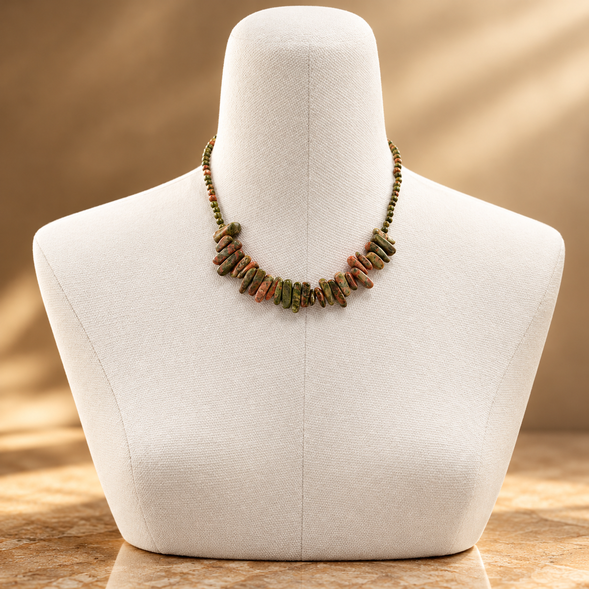 Collier de pierre longue en agate mousse