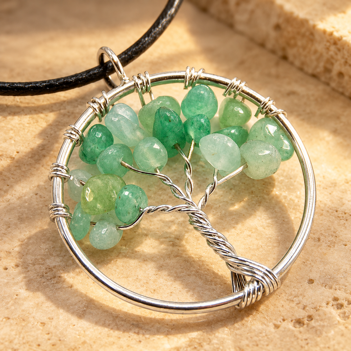 Pendentif arbre de vie en jade