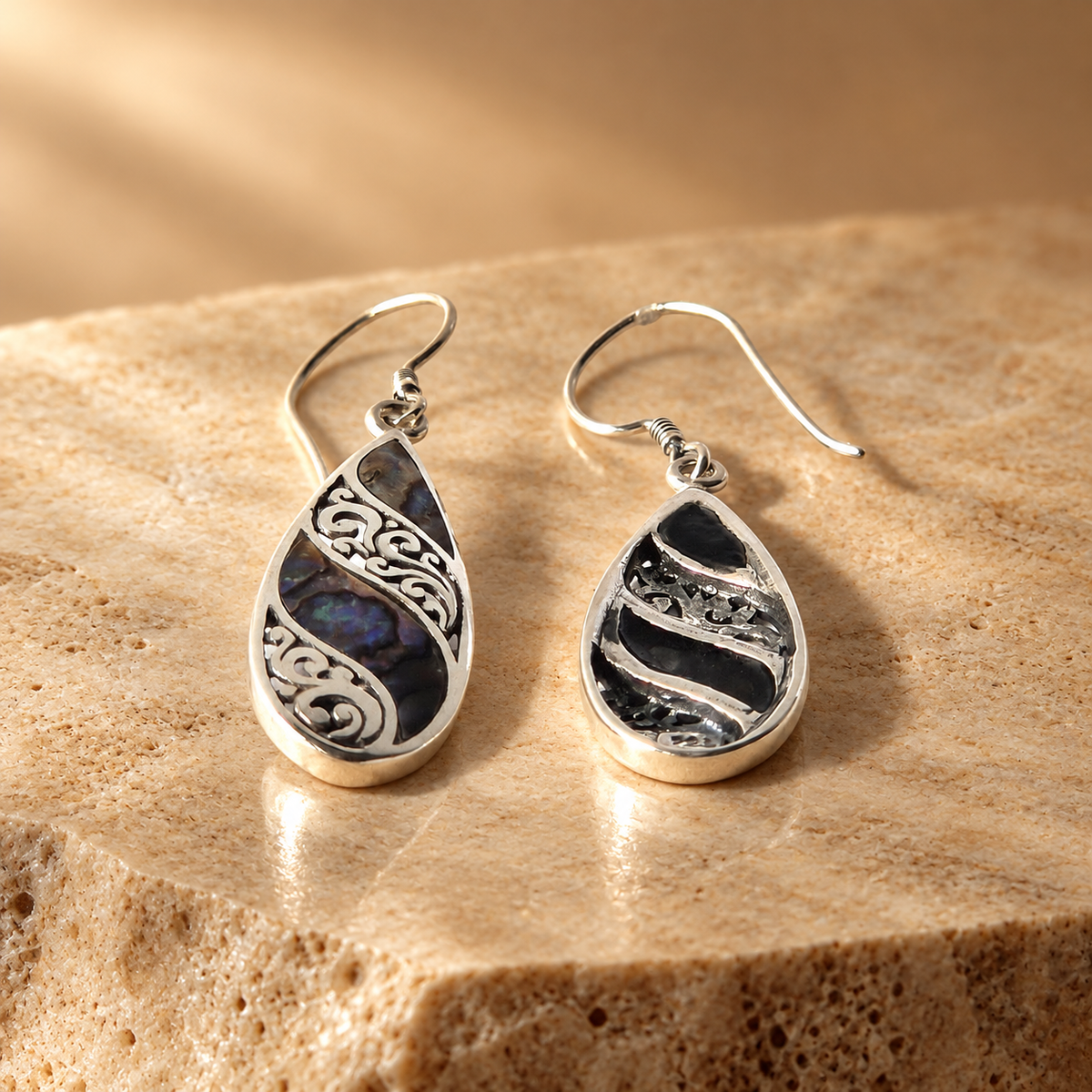 Boucles d’oreilles longues gouttes en argent 925 et ormeau — vue 2
