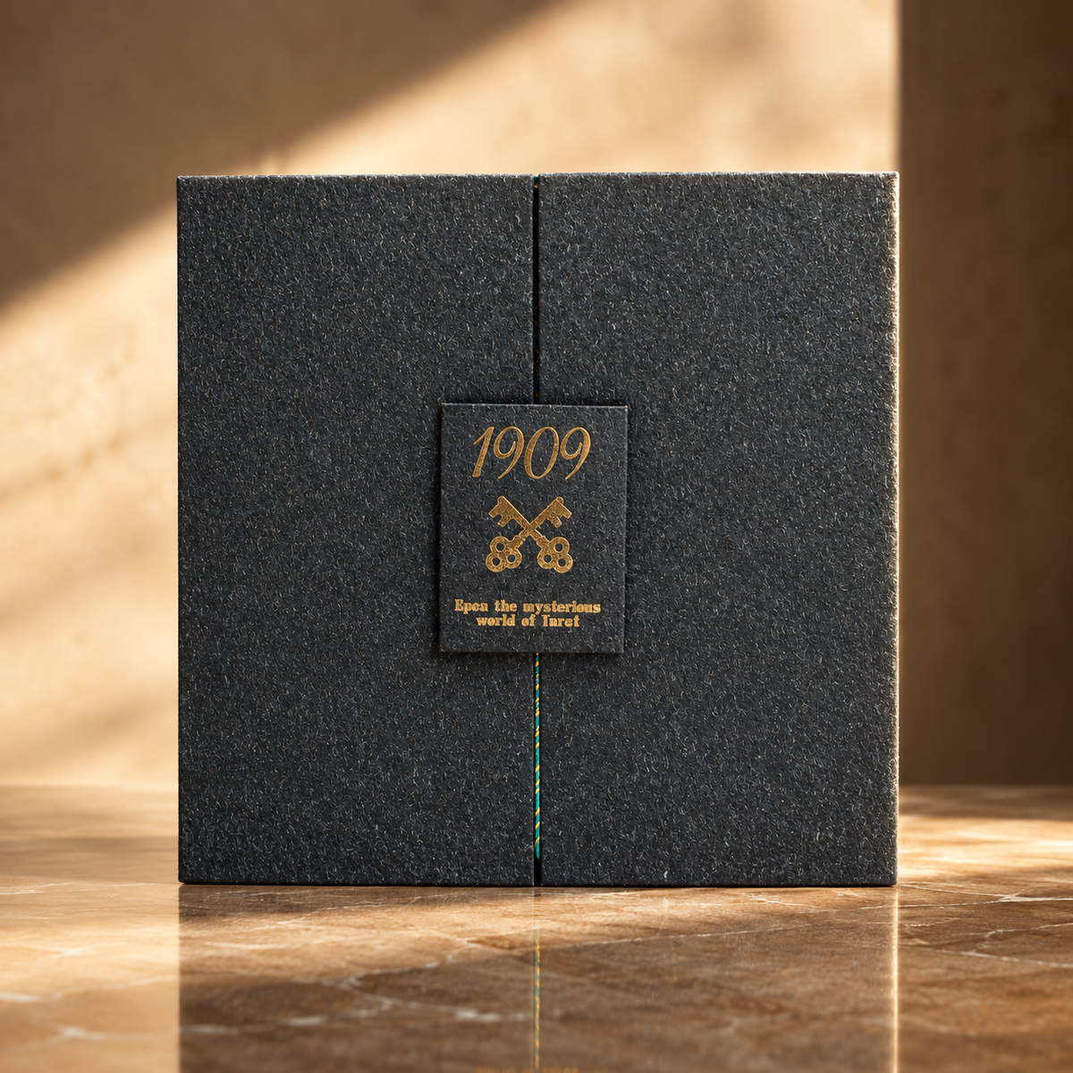 Jeu de tarot en coffret, feuille d’or et turquoise — vue 2