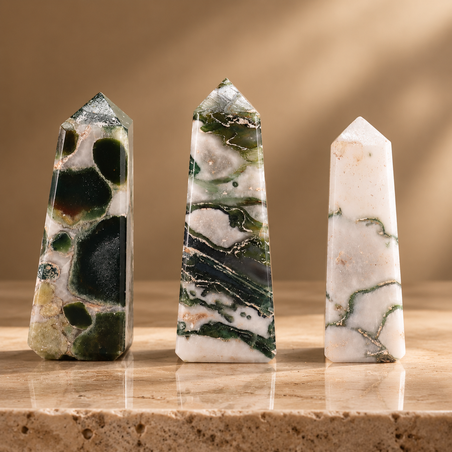 Obélisque en agate mousse 5 cm