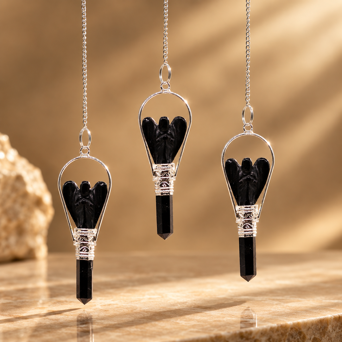 Pendule d’ange à anneau en agate noire