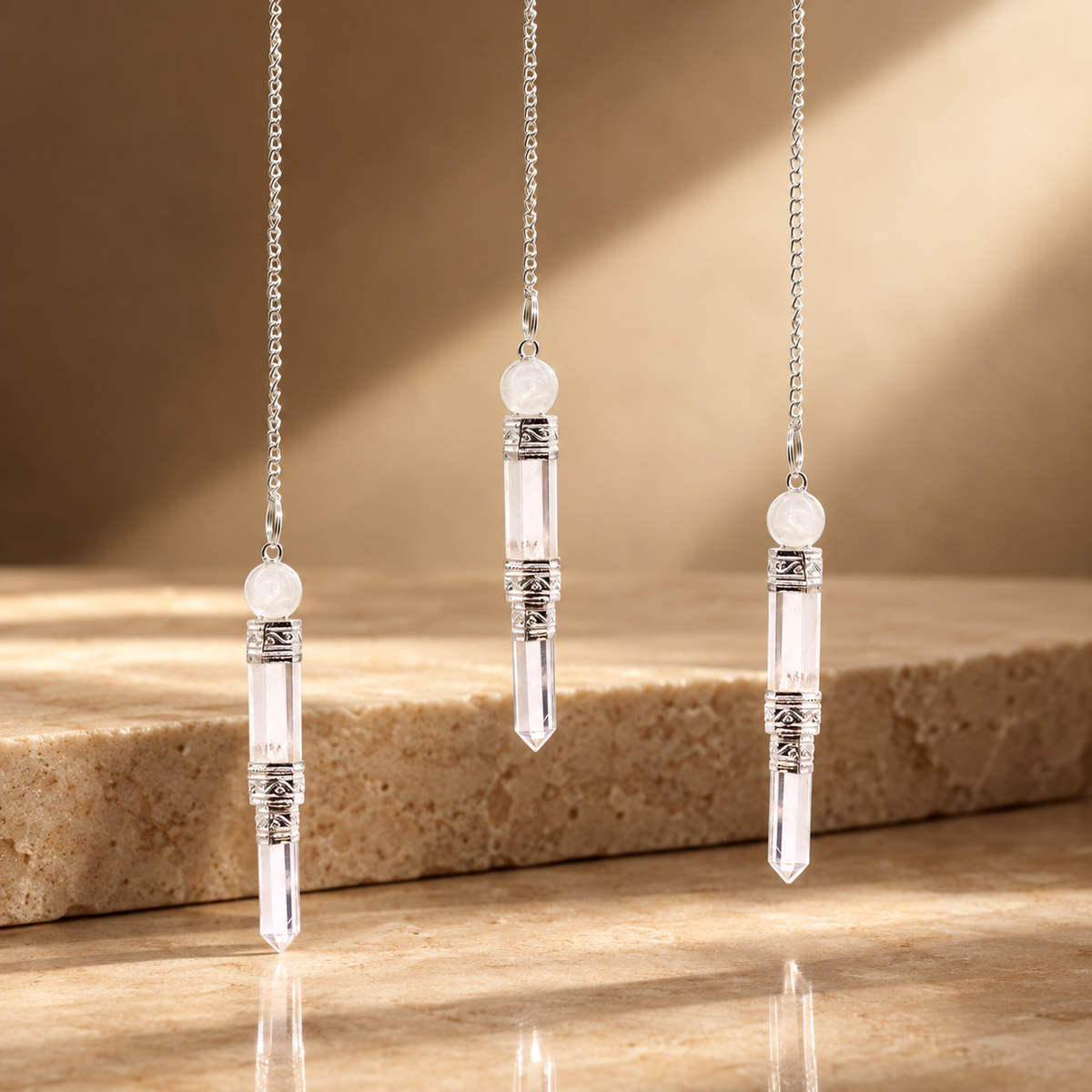 Pendule à trois pièces en cristal de roche