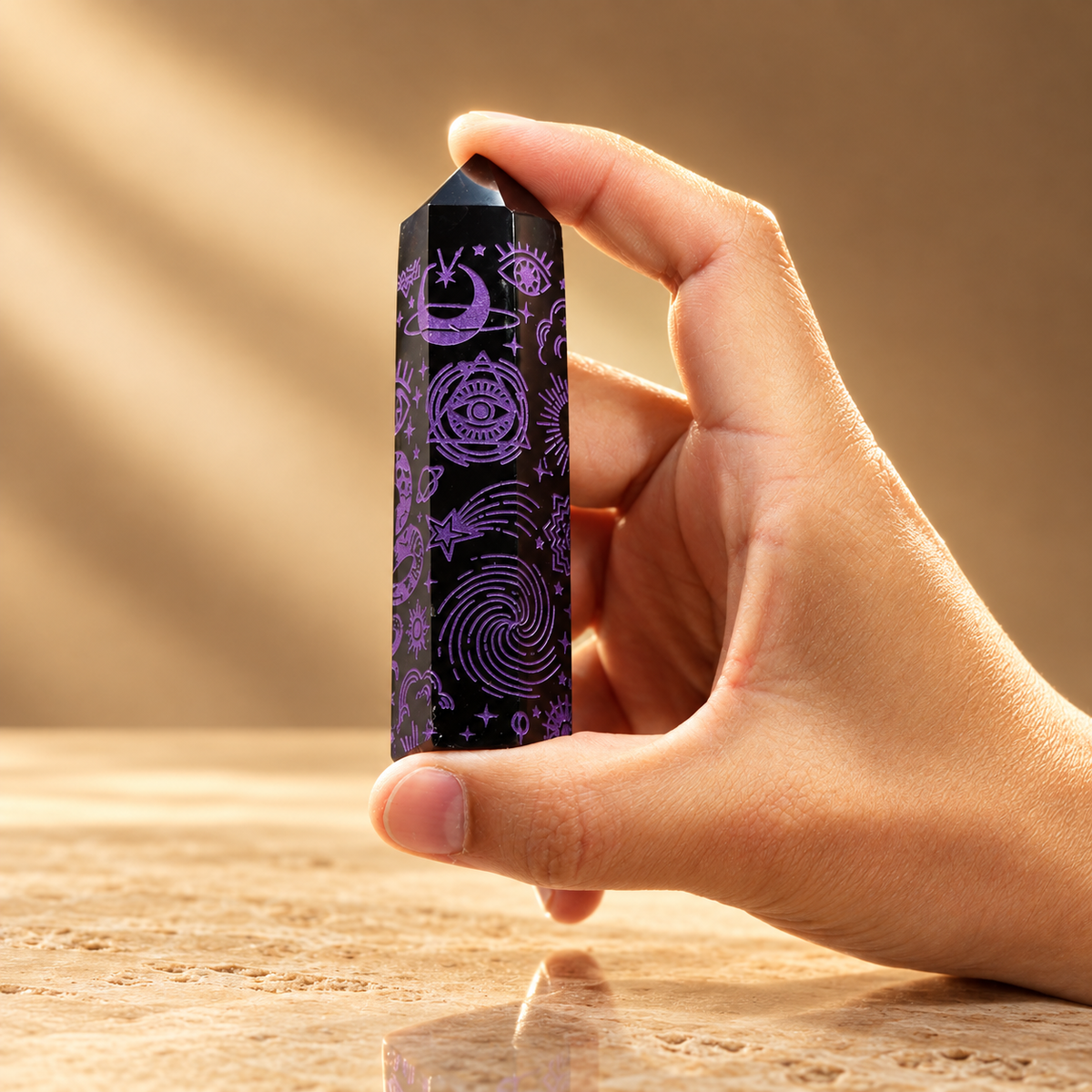 Pointe d’obsidienne noire Signes célestes, violets